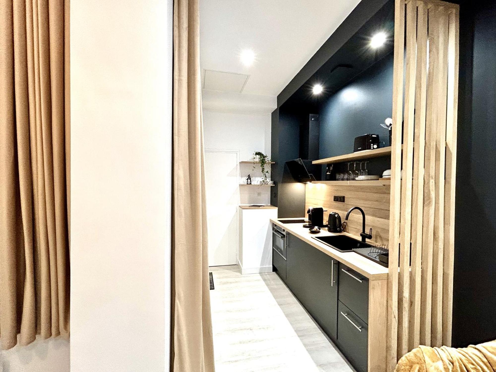 Suite Cosy Jacuzzi Troyes - Secrets D'Ana מראה חיצוני תמונה